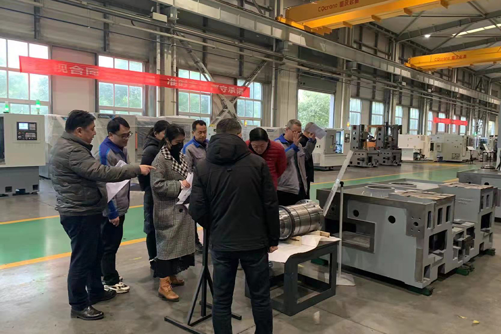 機(jī)床集團(tuán)通過(guò)驗(yàn)收.jpg 機(jī)床集團(tuán)通過(guò)驗(yàn)收.jpg