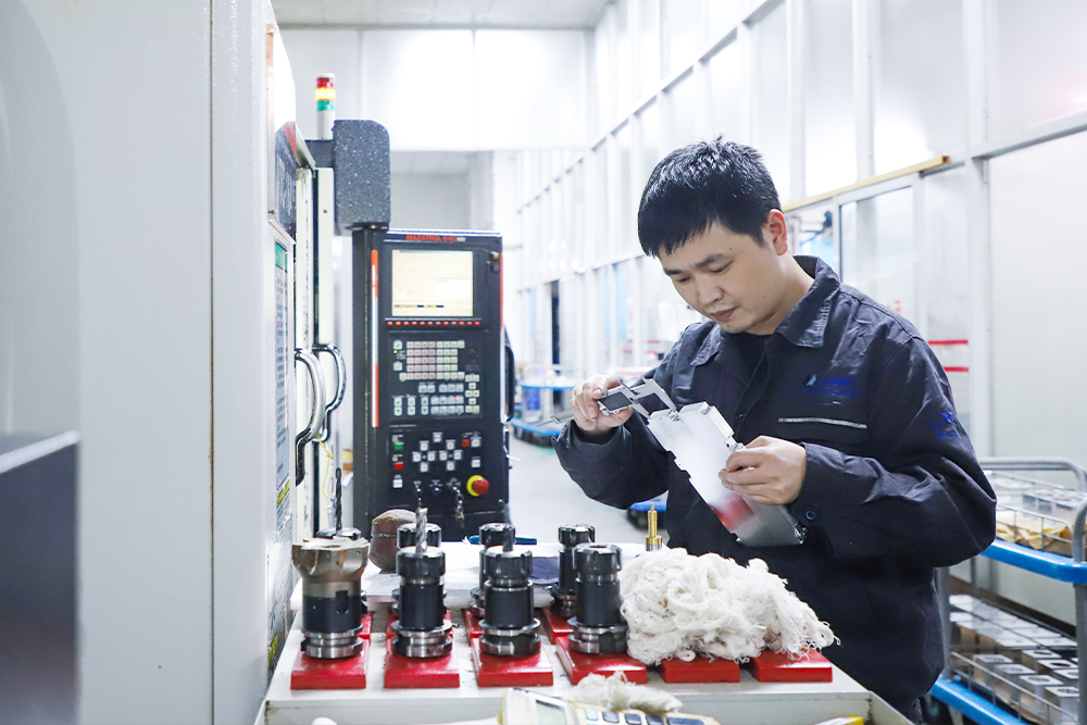 西計(jì)公司雙過半.jpg 西計(jì)公司雙過半.jpg